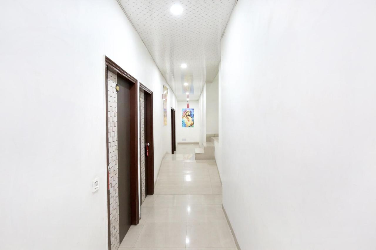 Oyo 8105 Royale Guest House Лудхиана Экстерьер фото